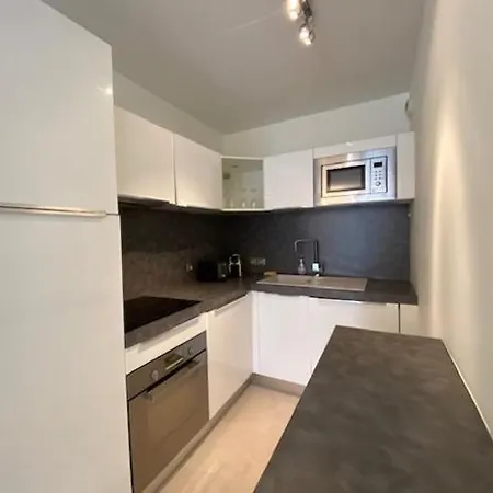 Carlton Riviera 아파트호텔 4*