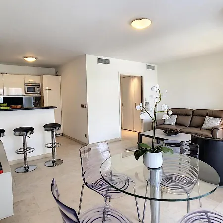 Carlton Riviera Hotel apartamentowy