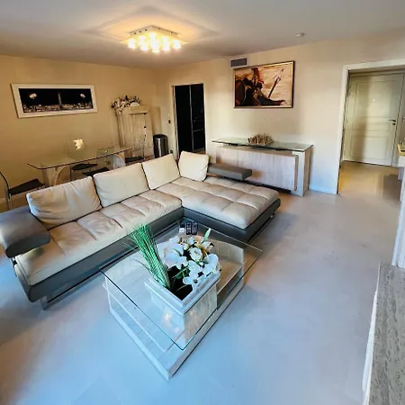 Carlton Riviera 4*