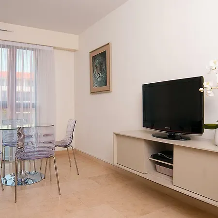 Carlton Riviera Hotel apartamentowy 4*