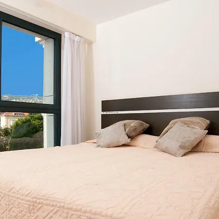 Carlton Riviera Hotel apartamentowy Cannes